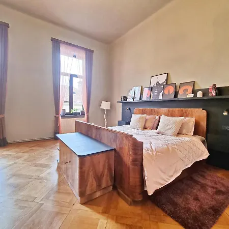Apartment Old Town Center *